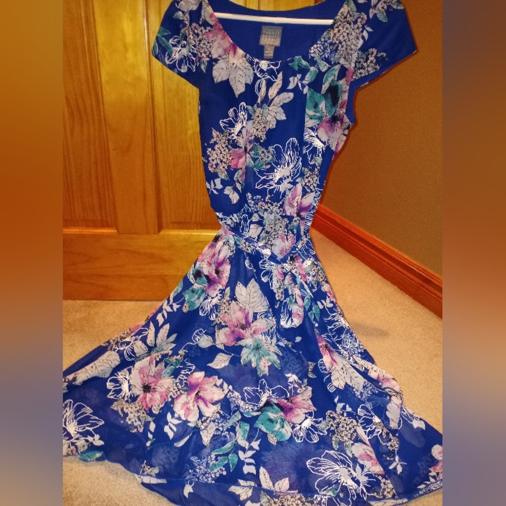 Floral fit and flare belted dress size 10